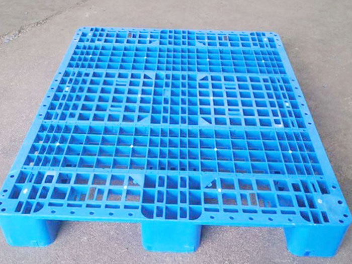 叉車塑料托盤川字網(wǎng)格卡板
